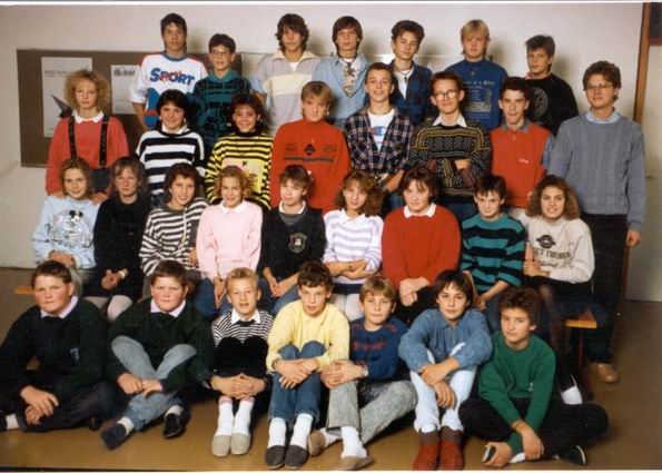 4b -->  1988-1989